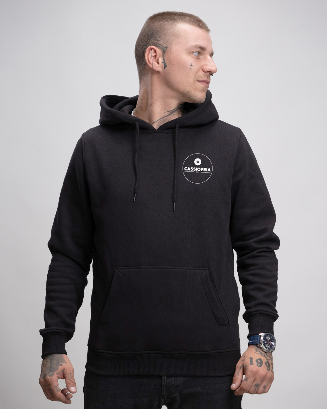 Cassiopeia_heavy_hoodie_front_BO2x4E6kvAqotV