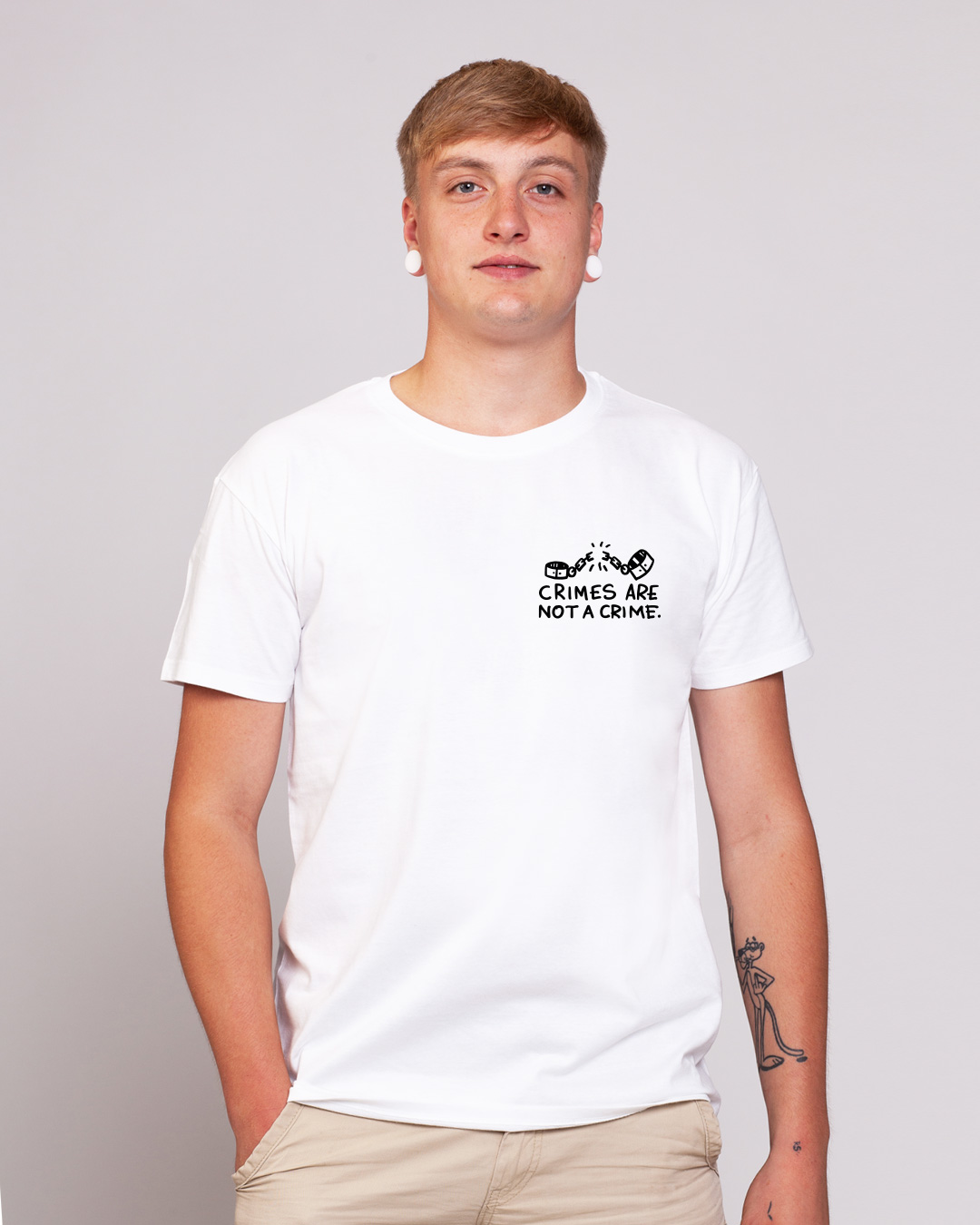 crimes_white_Boys_Basic_Shirt_front Crimes - Herren Ringspun Shirt - Junkie Tattoos
