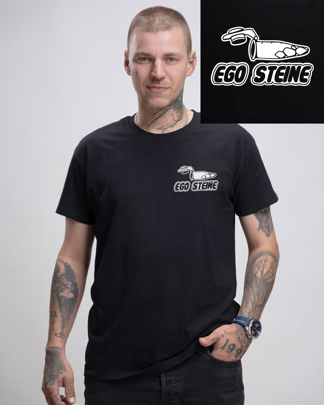 Ego Steine - Herren Ringspun Shirt - Junkie Tattoos (Black) Ego Steine - Herren Ringspun Shirt - Junkie Tattoos (Black)