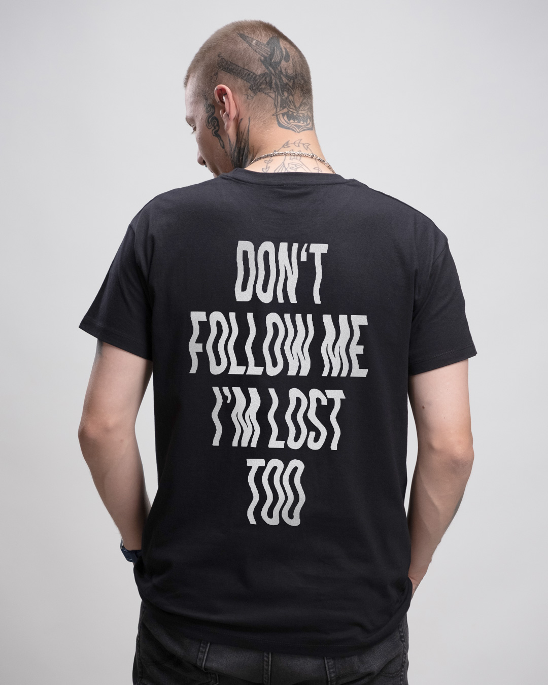 followme_herrenshirt_back_2023 Don't follow me Herren Basic T-Shirt