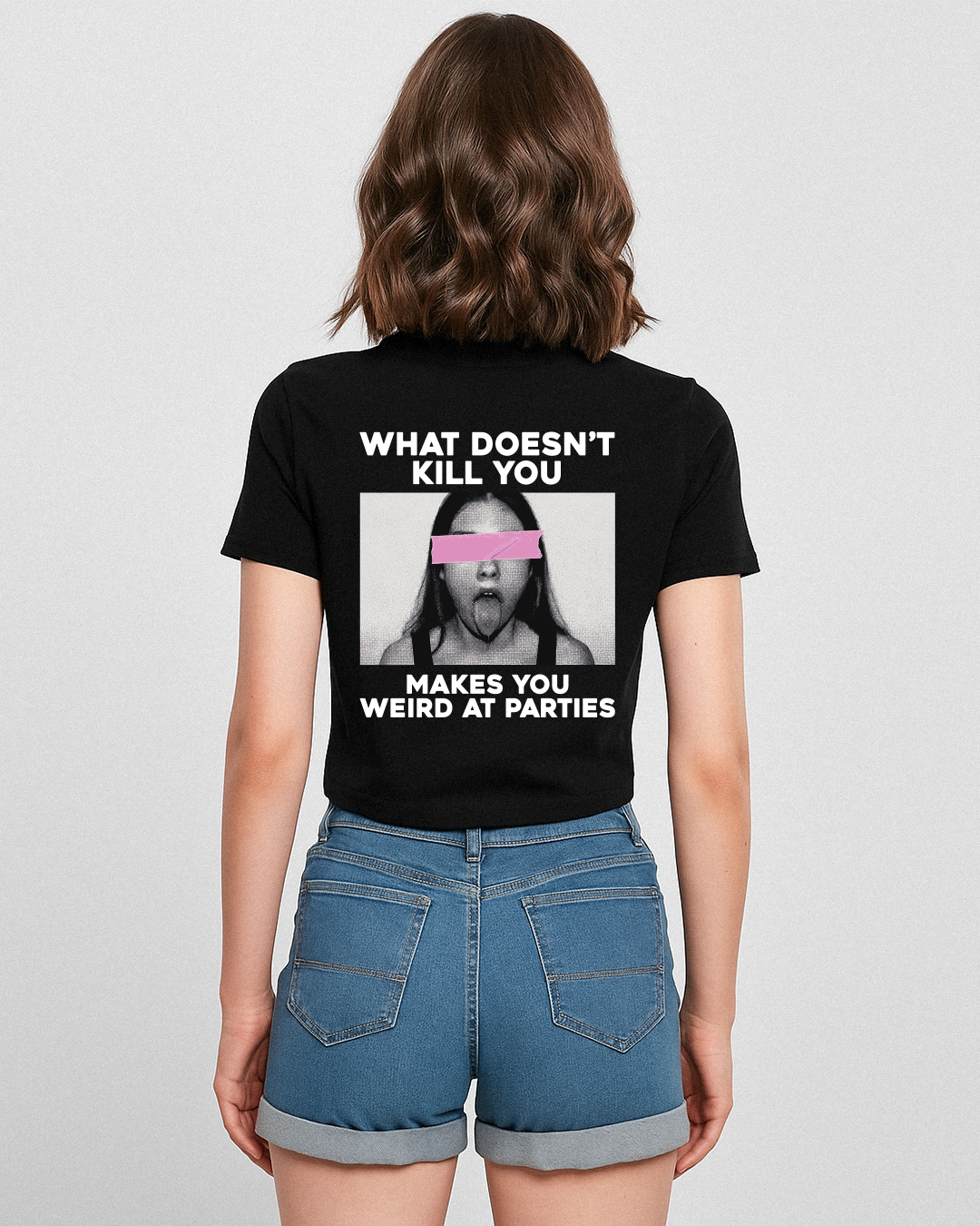 Weird at parties - Cropped Tee