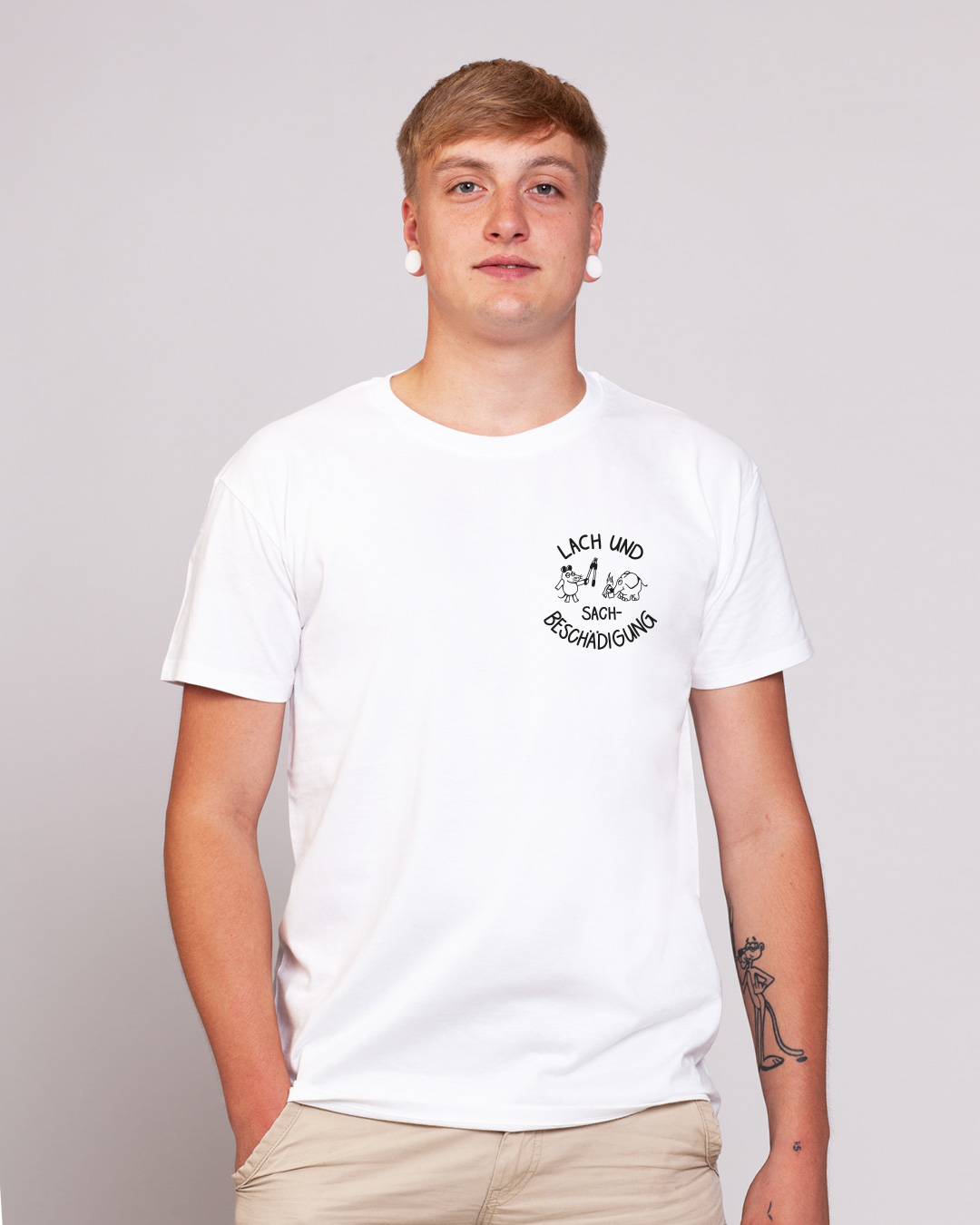 lachundsach_white_Boys_Basic_Shirt_front Lach & Sach - Herren Ringspun Shirt - Junkie Tattoos