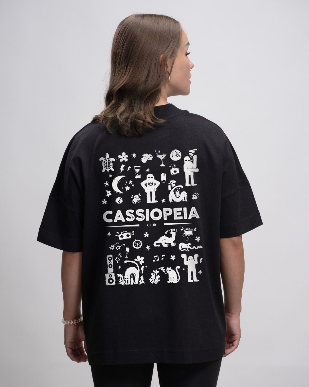 Cassiopeia_oversized_back_GGHKG6dxyyDgpO