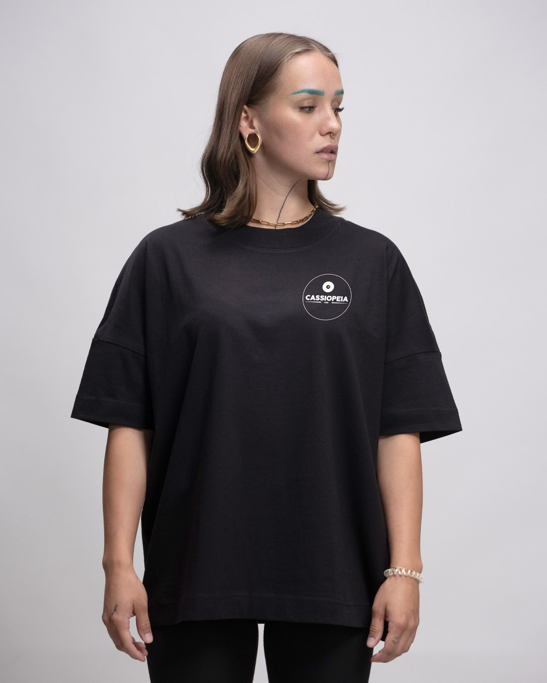 Cassiopeia_oversized_front_Gyo7z7HO2ru1QC
