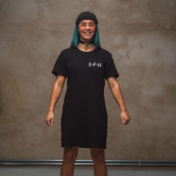 EFN - T-Shirt Kleid aus Bio Baumwolle (Logo Vertikal)